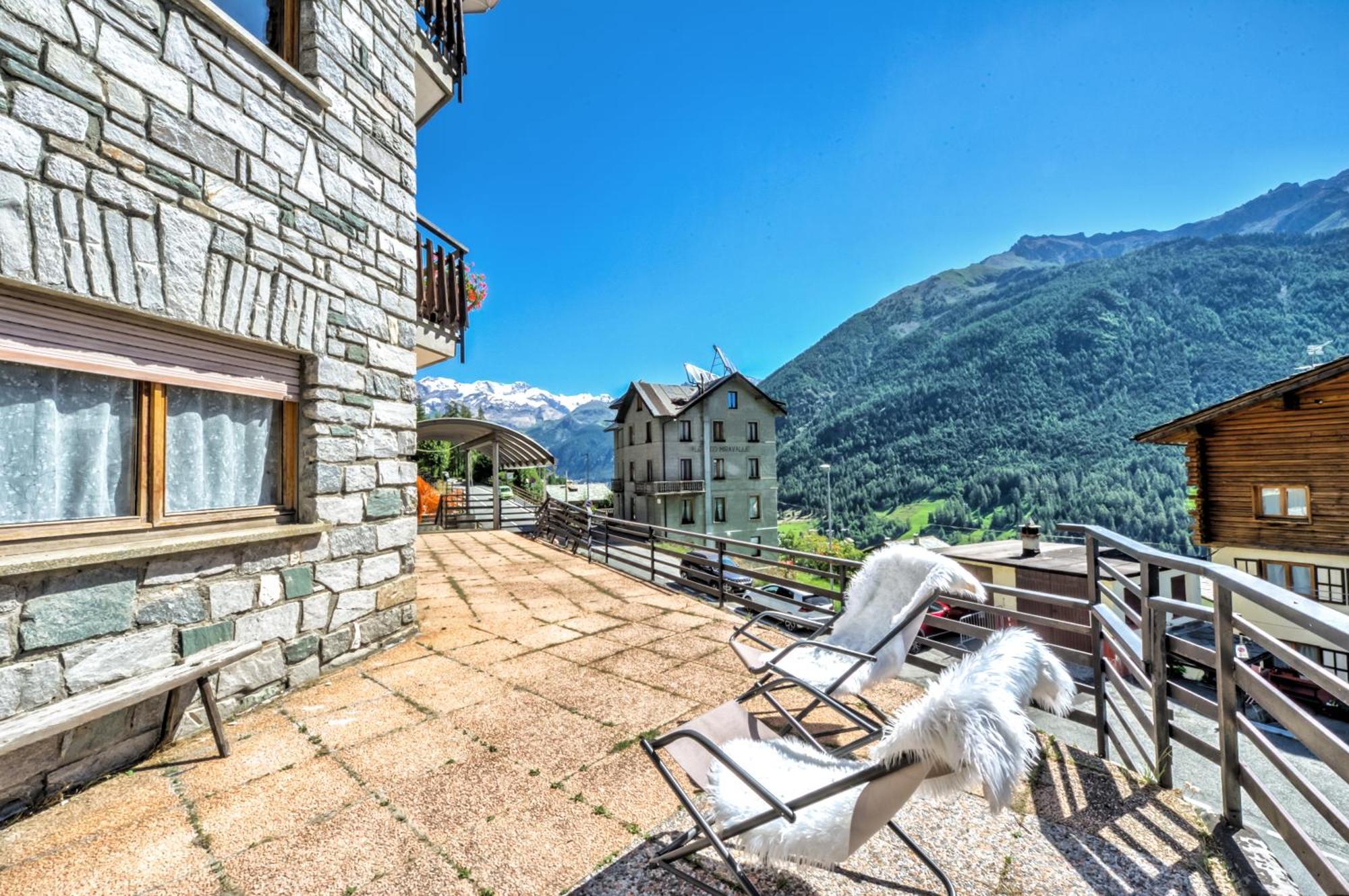 Snowflakes Retreat - Roomy Apartment With A View & Relax Solarium Cir 0133 Champoluc Esterno foto